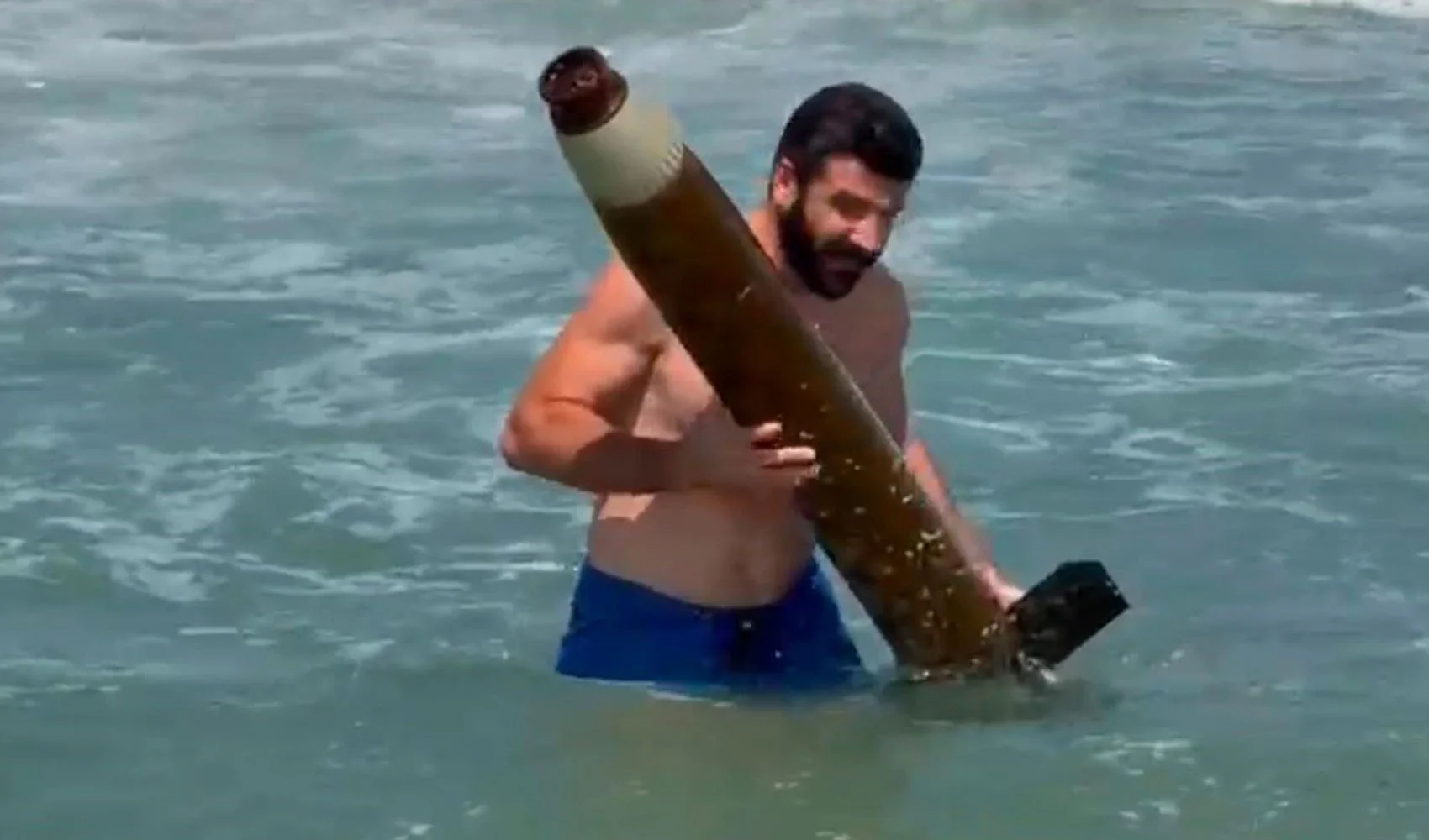 Sinop'ta denizden roket veya füzeye benzer cisim çıktı!