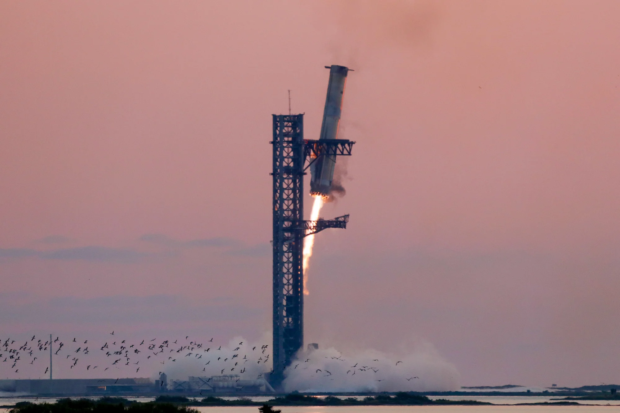 SpaceX’in havada roket yakalama planı