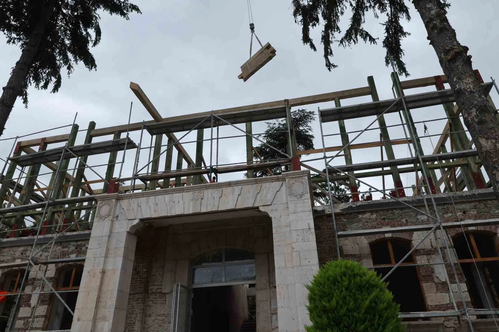 Tarihi Tokat Belediye Binası yeniden ayağa kalkıyor