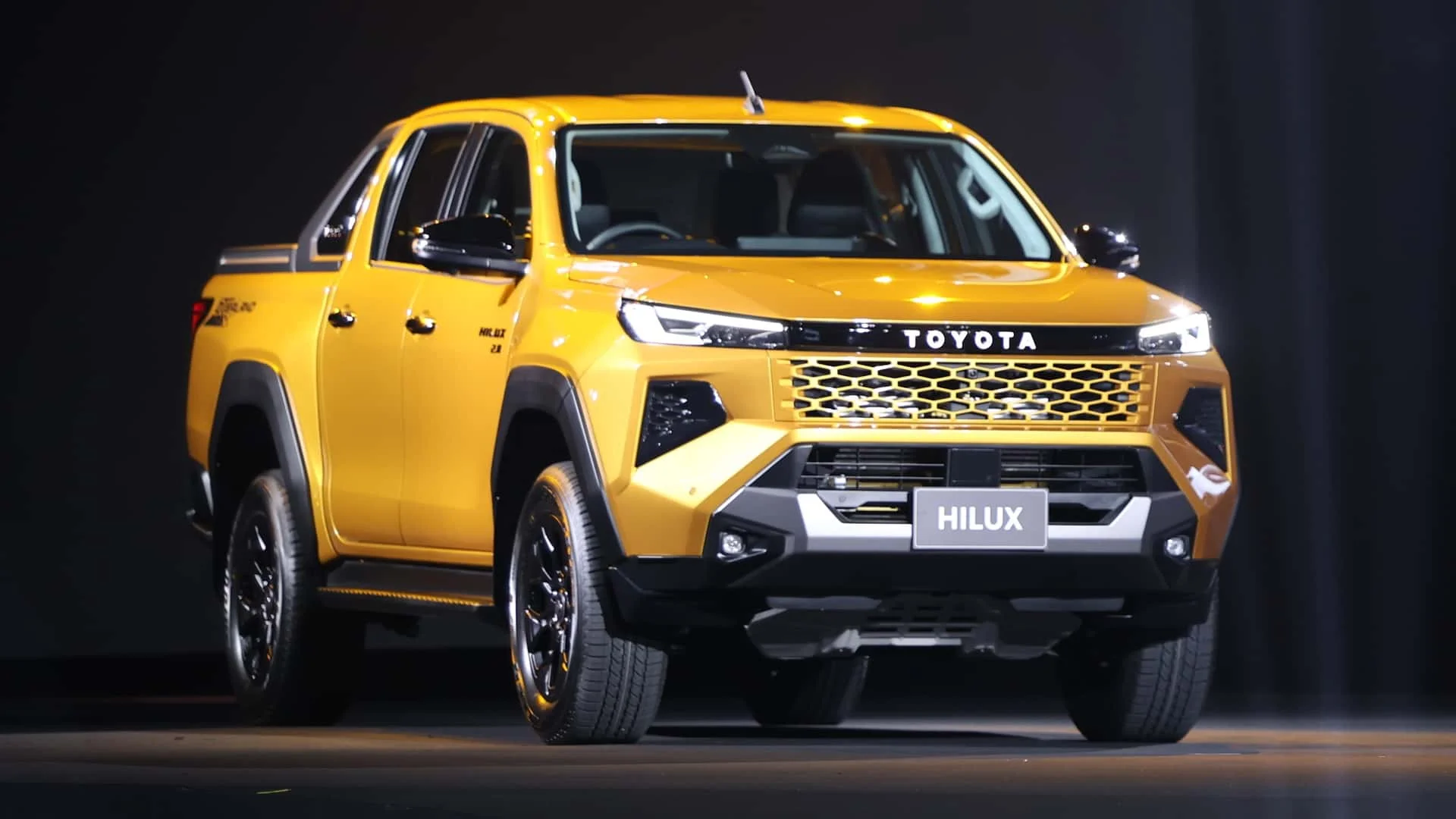Toyota'nın efsane modeli Türkiye'de tanıtıldı! Fiyatı 3.990.000 TL