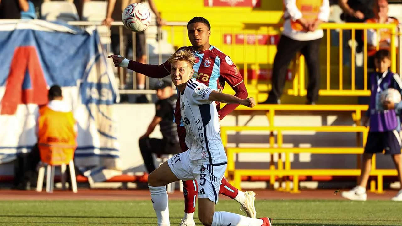 Trabzonspor'da Saviolo ilk maçında şık gol attı