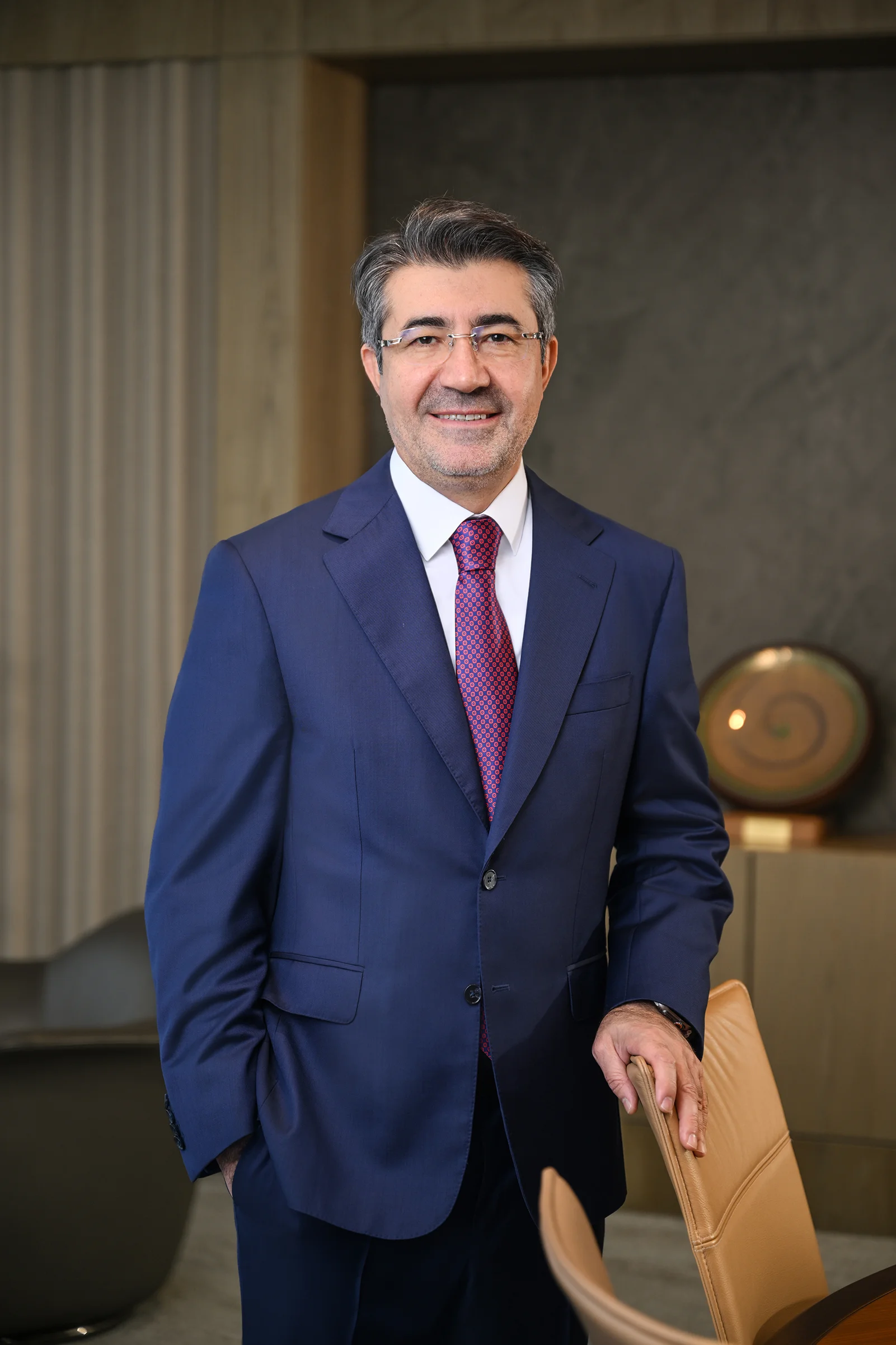Ziraat Bankası katma değer odaklı büyüme anlayışı ile liderliğini sürdürüyor