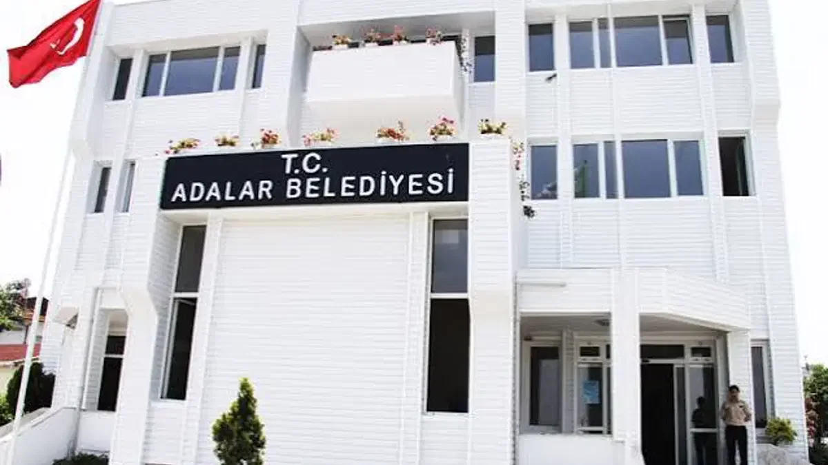 Adalar Belediye Başkanvekili istifa etti! 21 Eylül'de seçim var