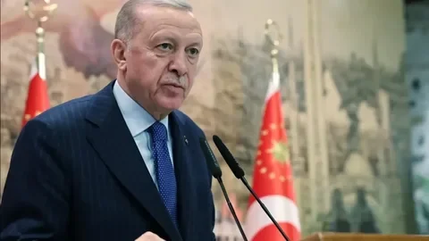 AK Parti erken seçim için tarih verdi: 1 haftalık formülle Erdoğan yeniden aday