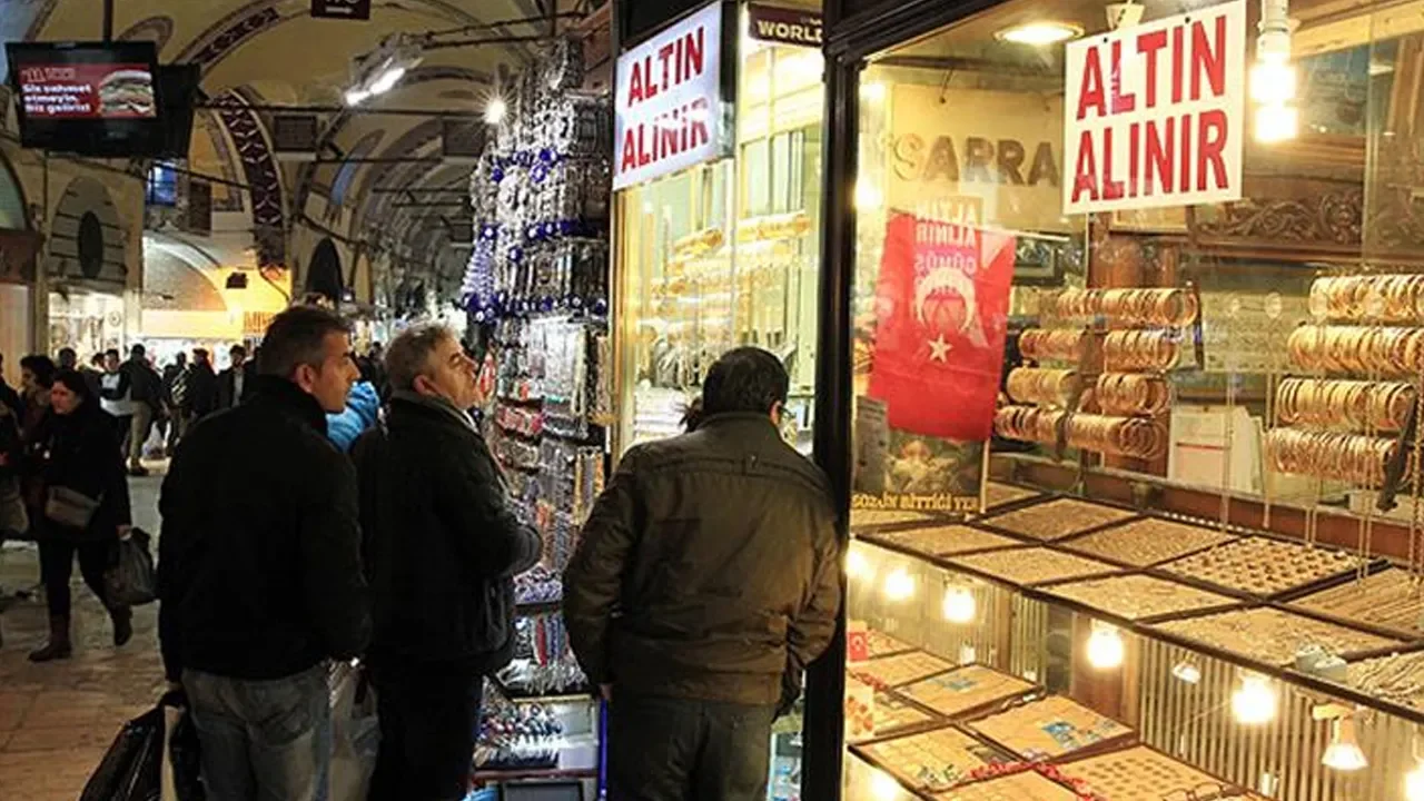 altin-fiyatlarinda-cuma-alarmi-islam-memis-yil-sonu-rakamini-acikladi-2.webp