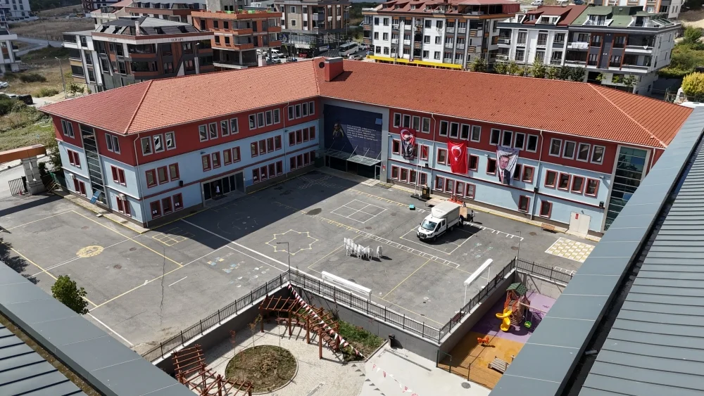 arnavutkoy-de-7-yeni-okul-acildi-hedef-4-yilda-40-okul.webp