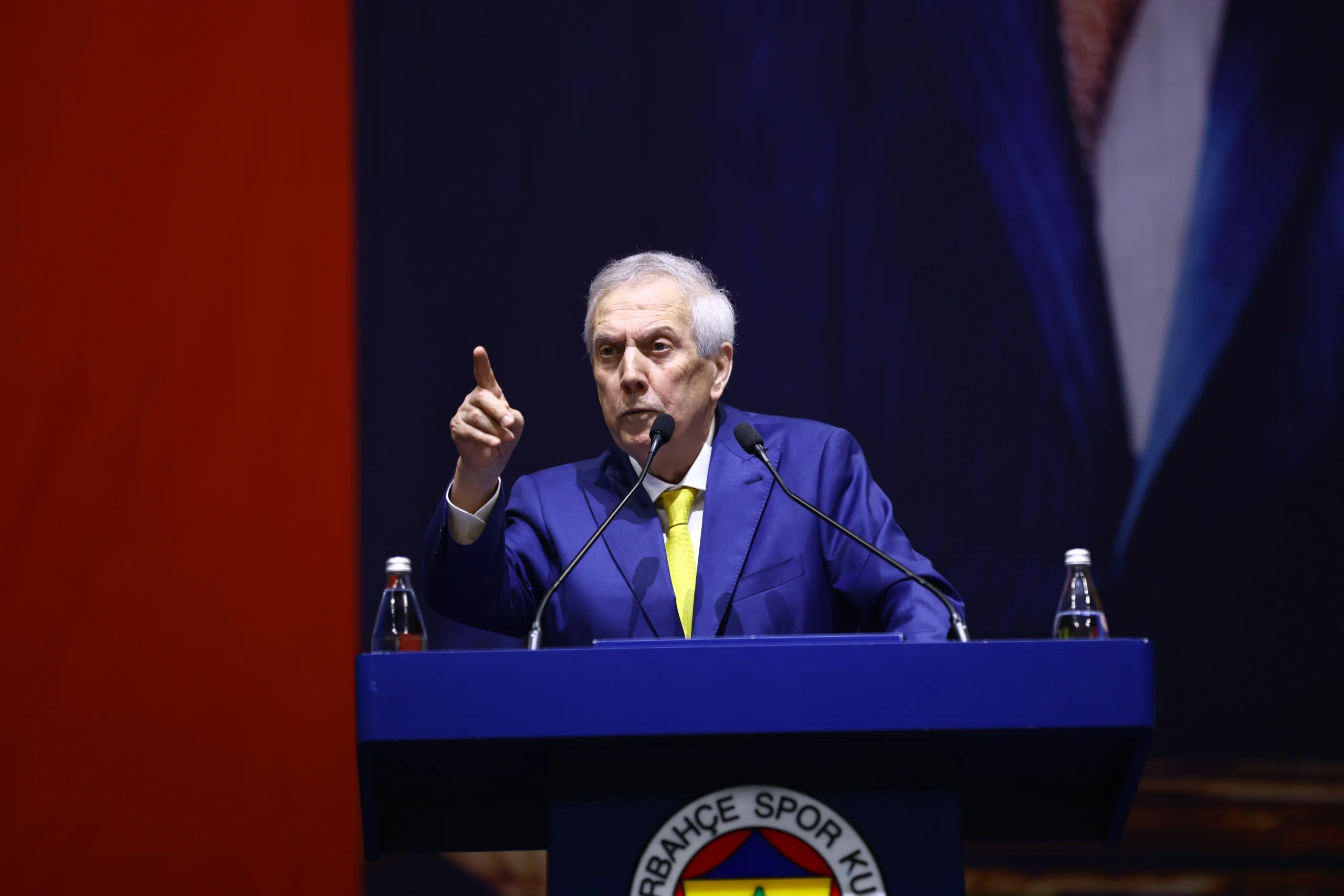 Aziz Yıldırım bombayı patlattı: Acun Ilıcalı'nın Fenerbahçe'ye 10 milyon borcu var!