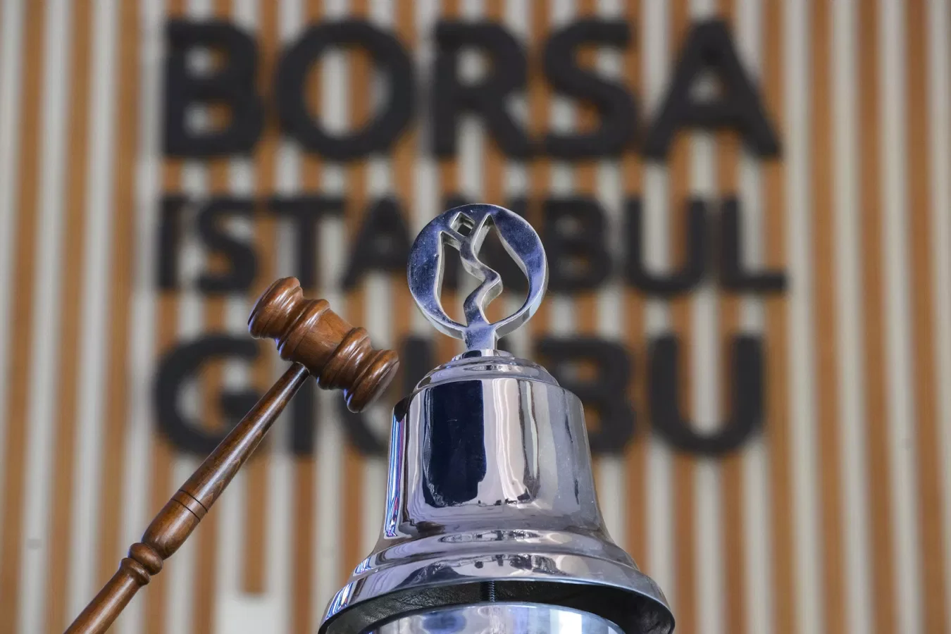 Borsa İstanbul'da manipülasyon operasyonu! 15 kişi gözaltına alındı