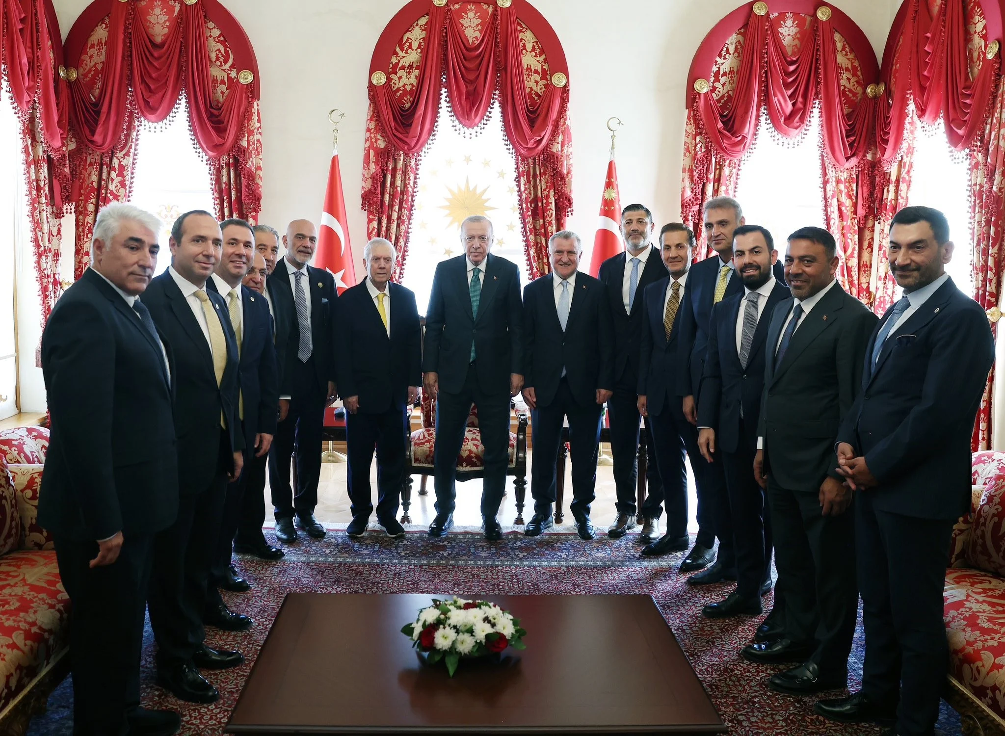 Cumhurbaşkanı Erdoğan, 4 büyüklerin yönetimini kabul etti
