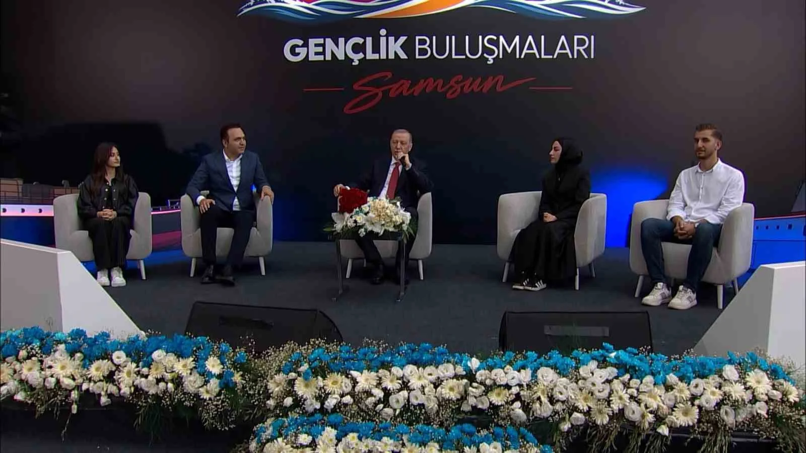 erdogan-samsun-da-genclere-seslendi-kaptan-koskune-sizler-gececeksiniz-1.webp