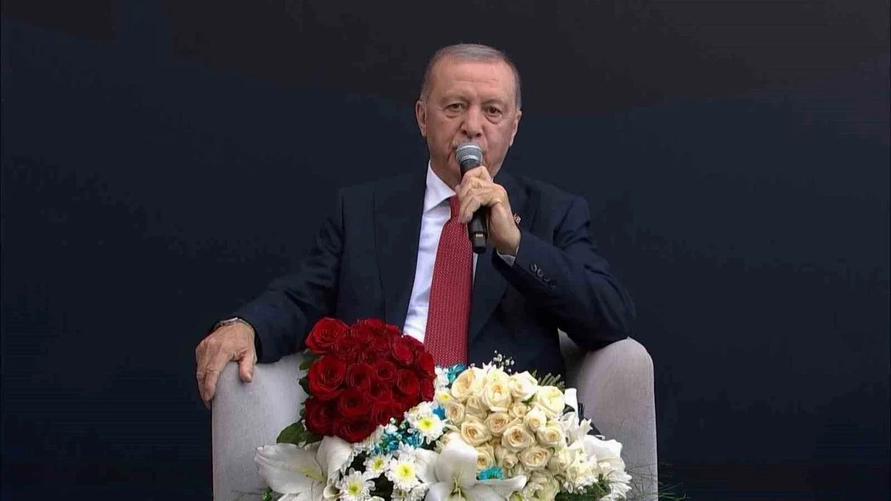 Erdoğan Samsun’da gençlere seslendi: “Kaptan köşküne sizler geçeceksiniz”