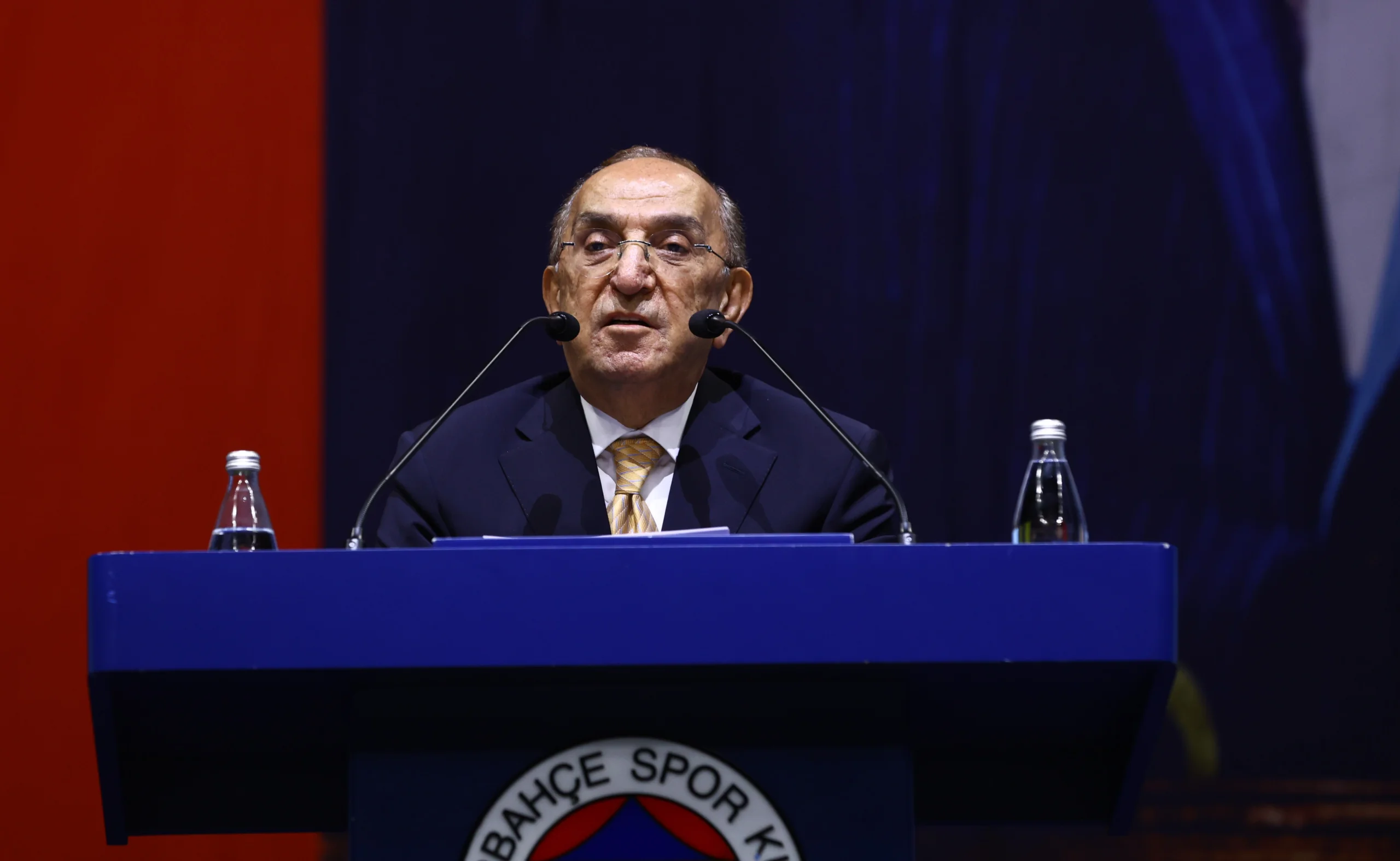 Fenerbahçe'de stadyum için 50 milyon Euro'luk fedakarlık: Nihat Özbağı kimdir?