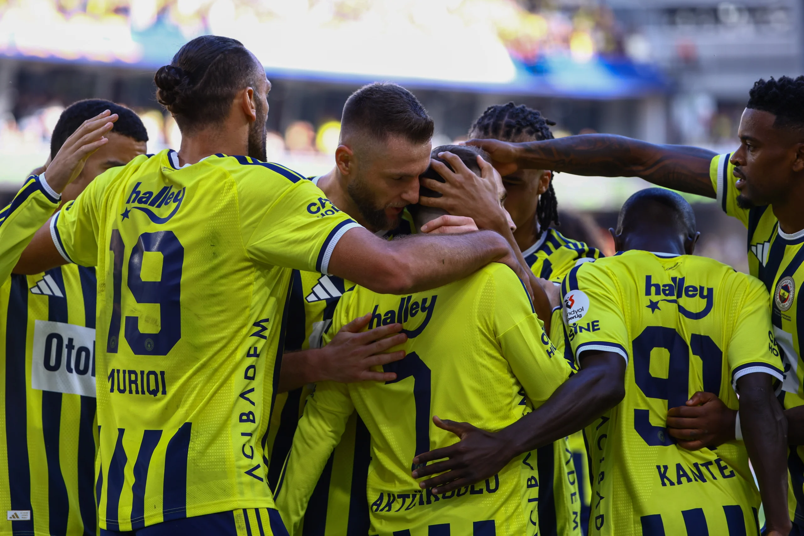 Fenerbahçe ilk yarıyı 4-0 önde kapattı! İşte goller