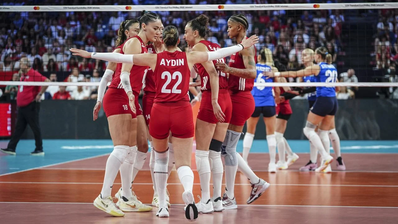 Filenin Sultanları çeyrek finalde! Azerbaycan'ı 3-0 yendi