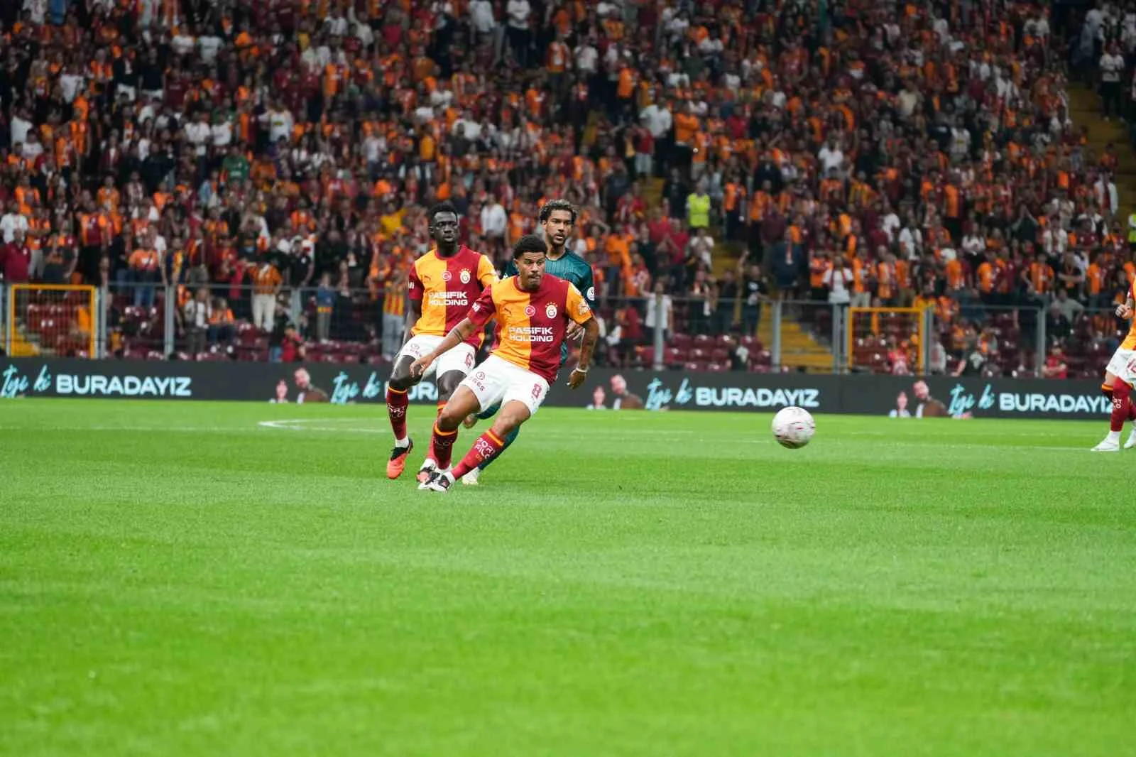 galatasaray-1-0-kocaelispor-mac-ozeti-gol-abdulkerim-den-1.webp