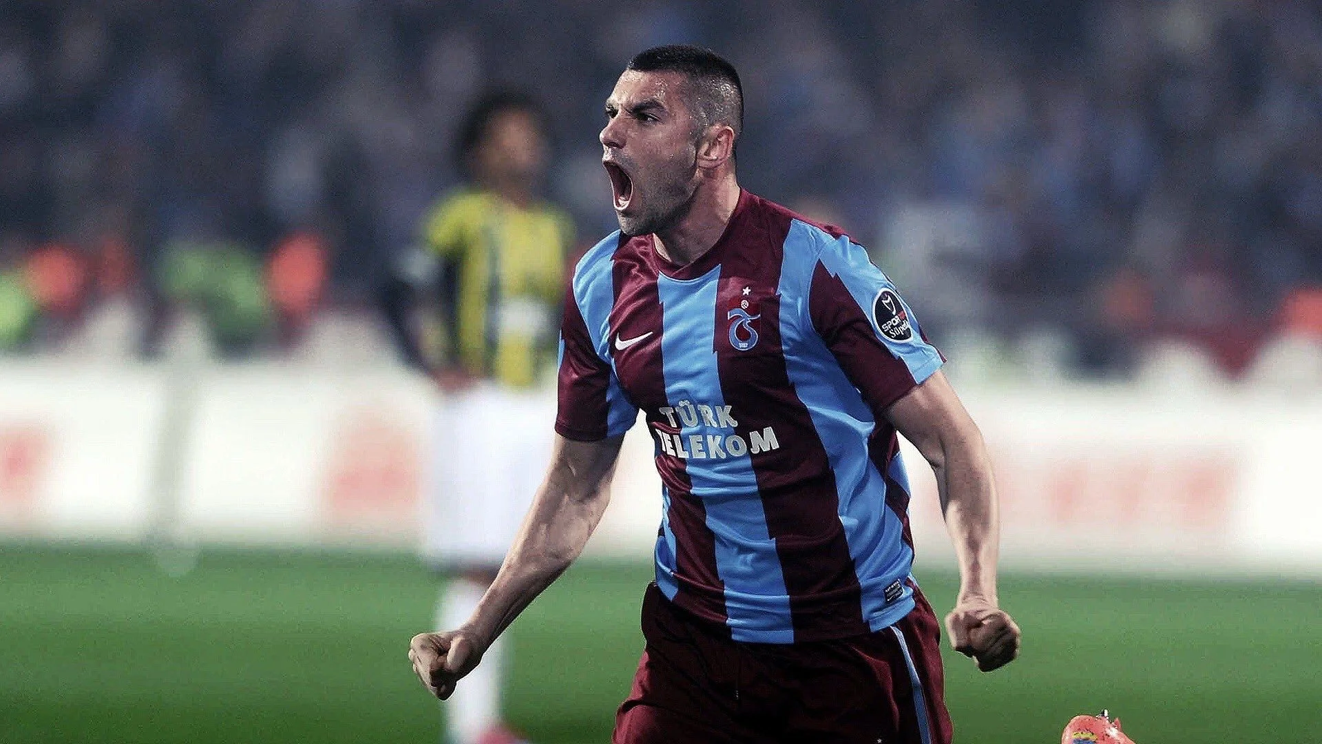 galatasaray-derbisi-oncesi-surpriz-hamle-burak-yilmaz-trabzonspor-a-donuyor-mu-2.webp