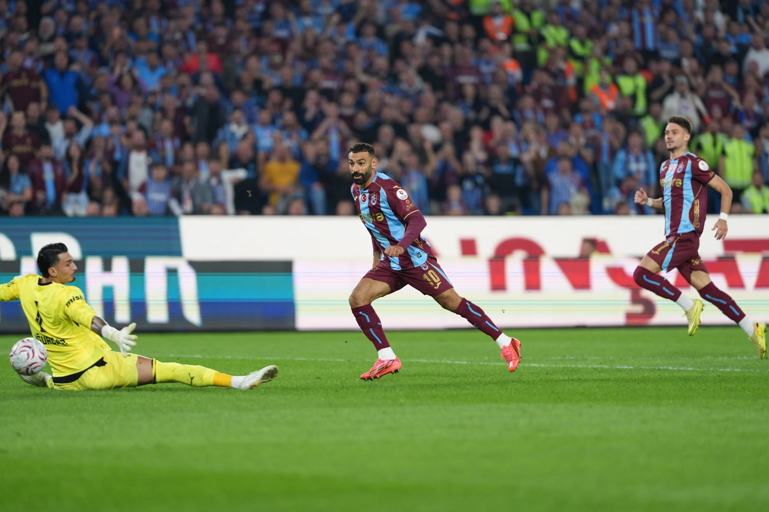 Galatasaray maçı sonrası ortalık karıştı! Doğan: Hakem 2 metreden kör oldu!