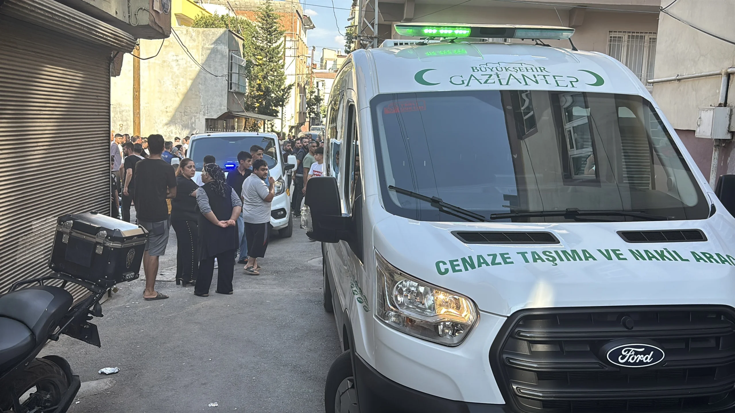Gaziantep'te tartışması Katliama Döndü: Karısını öldürdü, sokaktaki çocukları vurdu
