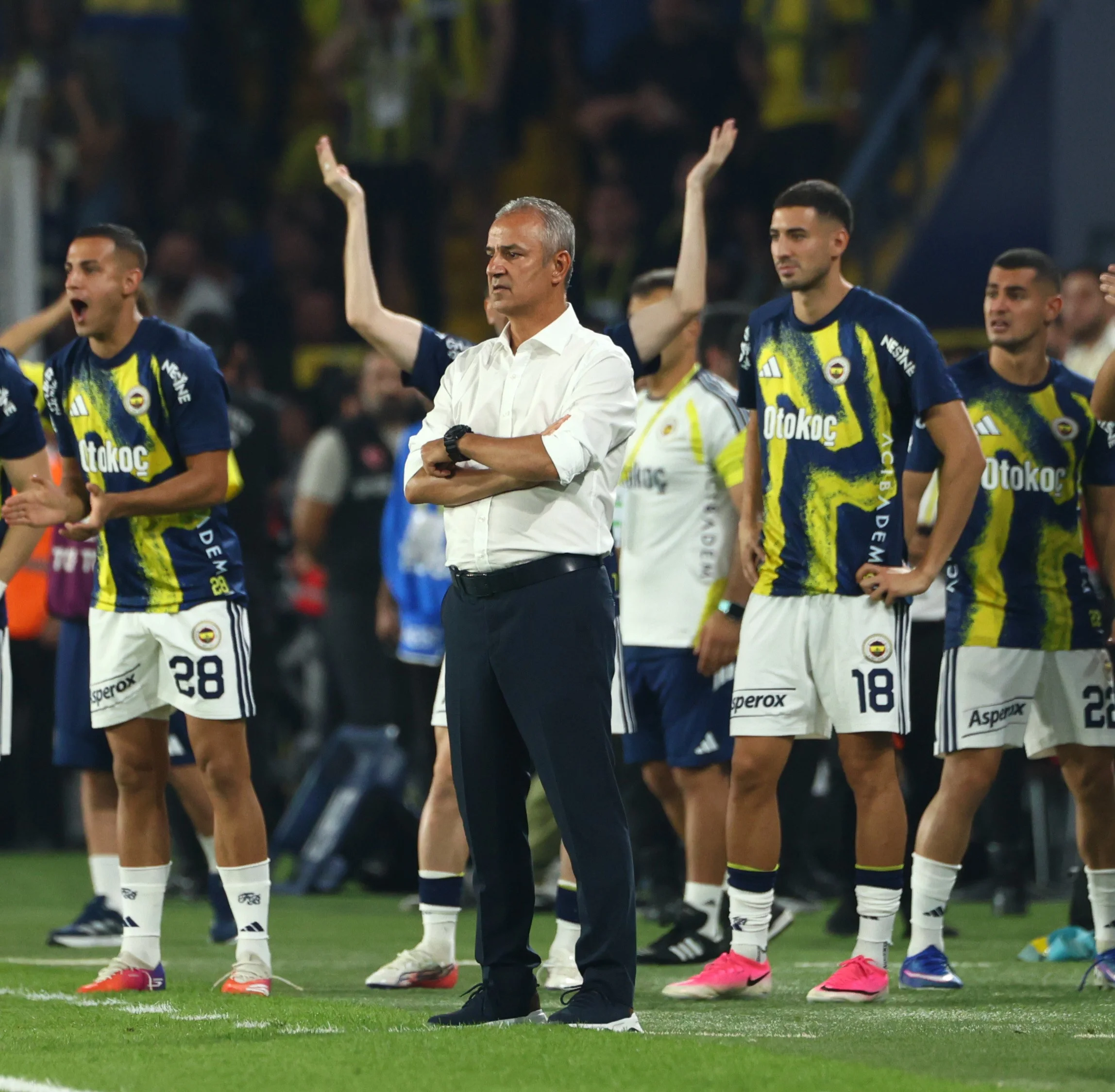 İsmail Kartal istifa mı ediyor? Ünlü yorumcunun Aziz Yıldırım iddiası!