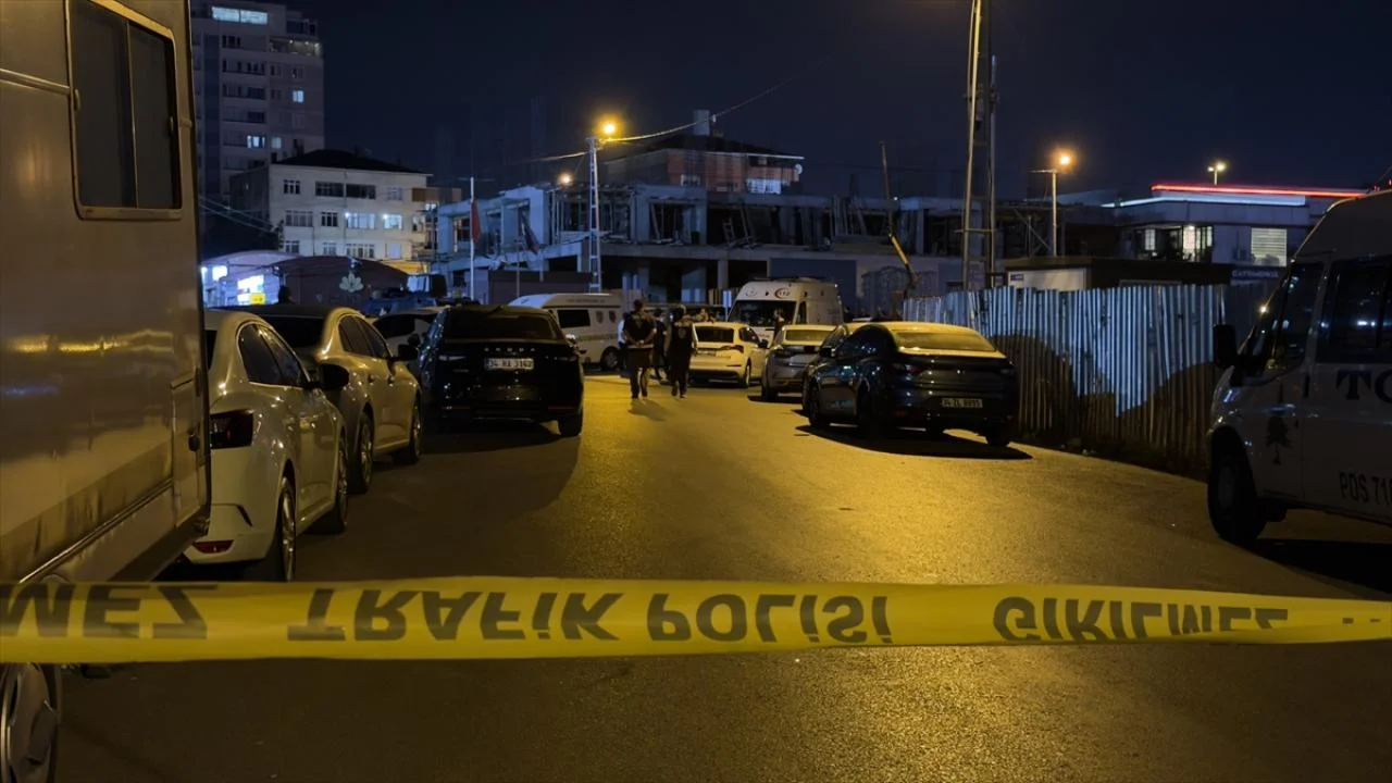 İstanbul'da DAEŞ operasyonu! Polise ateş açtı, etkisiz hale getirildi