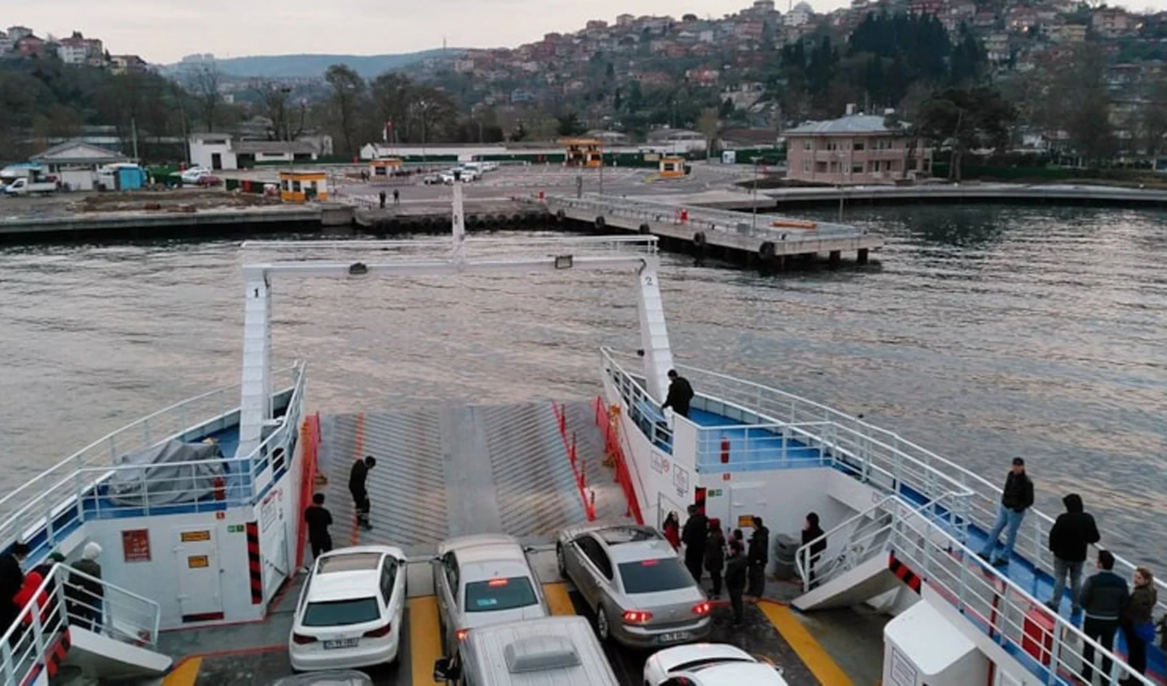 İstinye-Çubuklu Vapur Hattı'nda yeni ücret tarifesi! Otomobil 220 TL