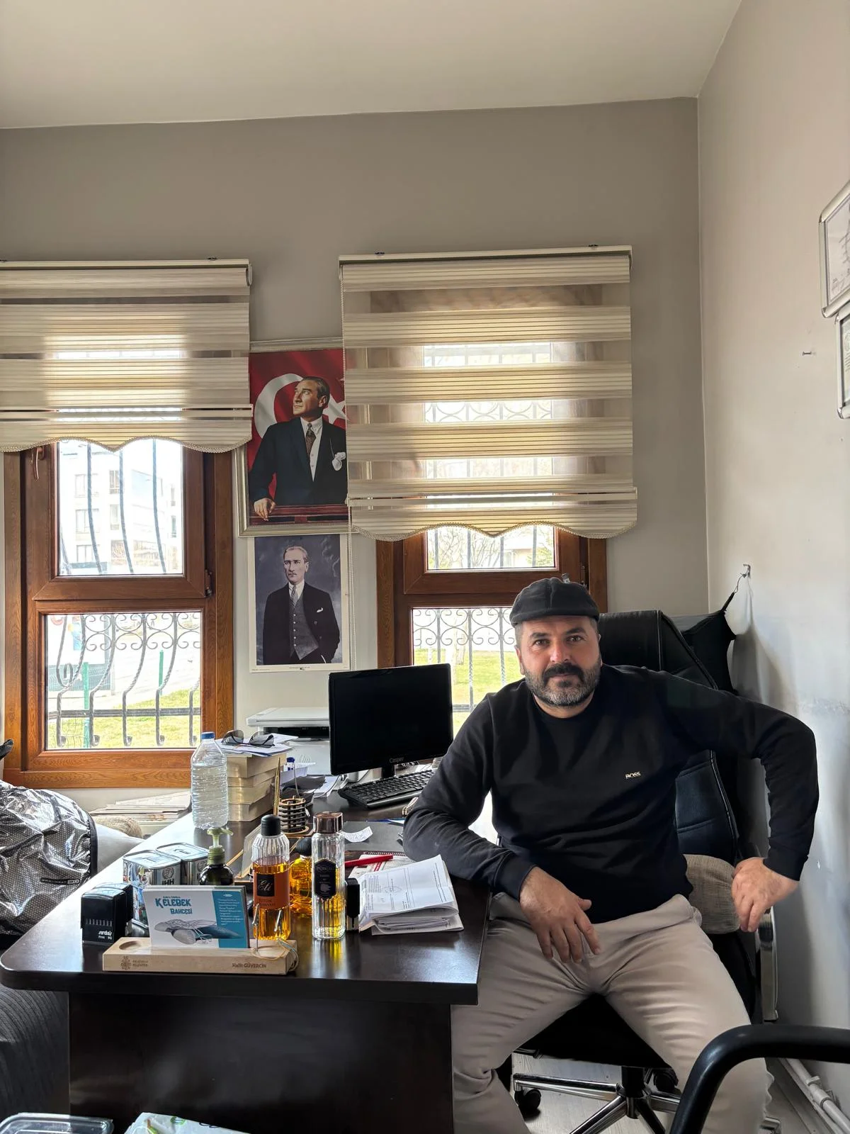 konya-da-kapim-ve-telefonum-7-24-acik-diyen-muhtar-duygulandirdi.webp