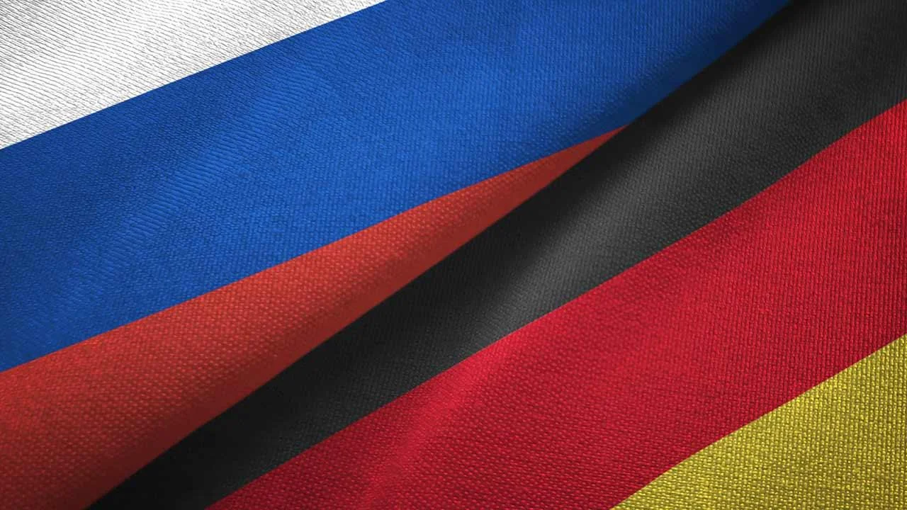 Lavrov: "Almanlar yine savaş istiyor! Bu gerçek savaşın başlangıcı"