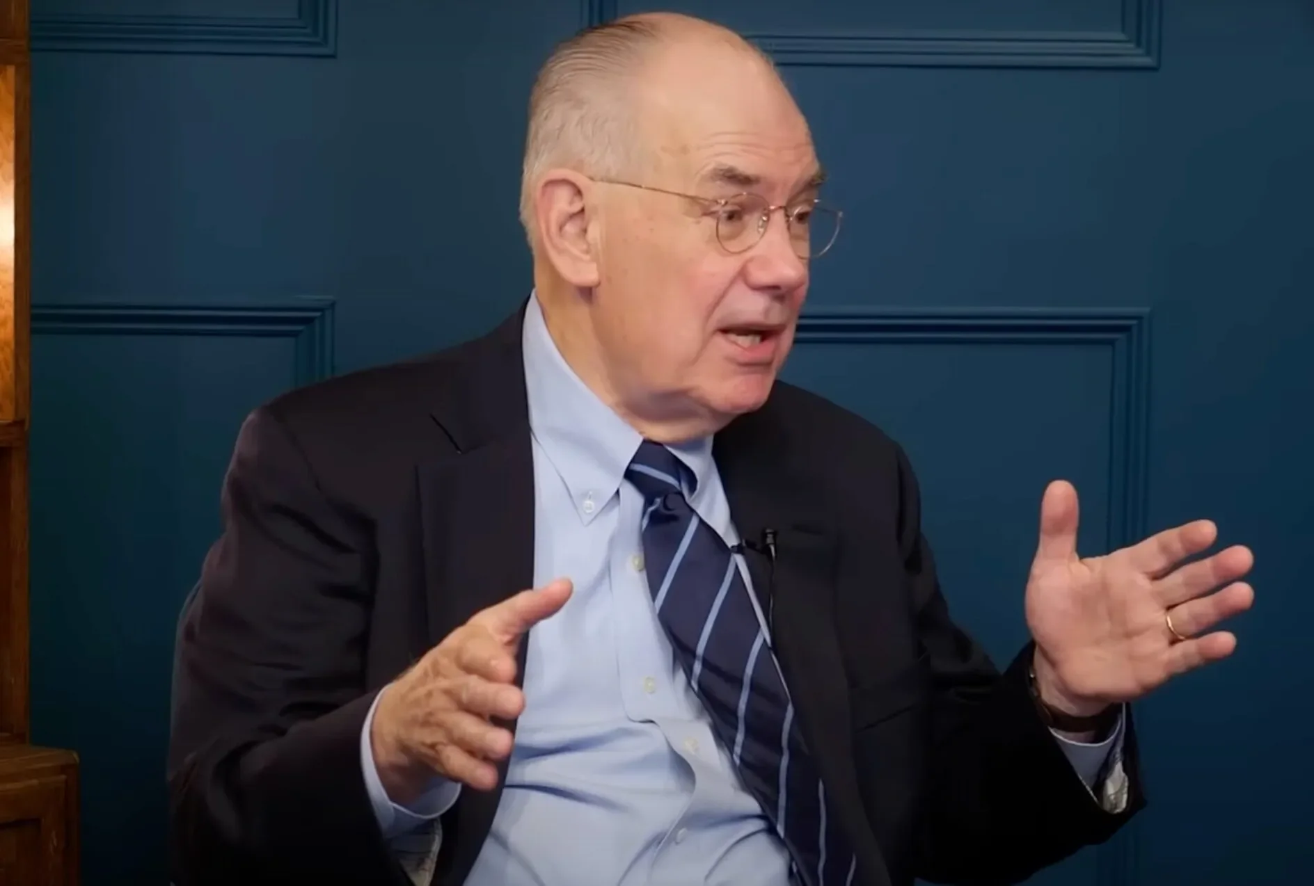 Mearsheimer: “Aptalca politikalarımız yüzünden Rusları Çin'in kollarına ittik”