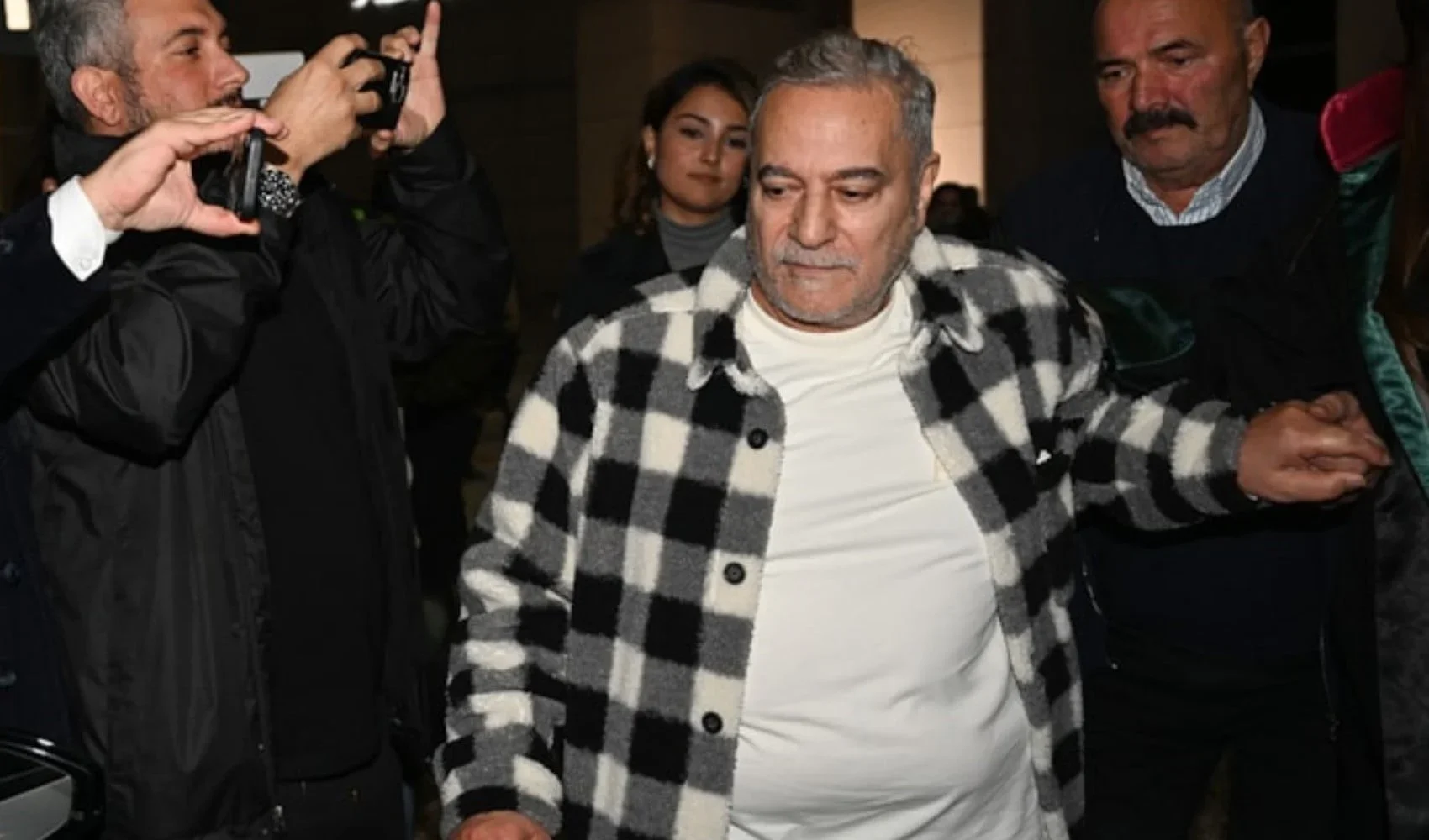 Mehmet Ali Erbil'in sağlık durumu nasıl? Kalp krizi geçirdi