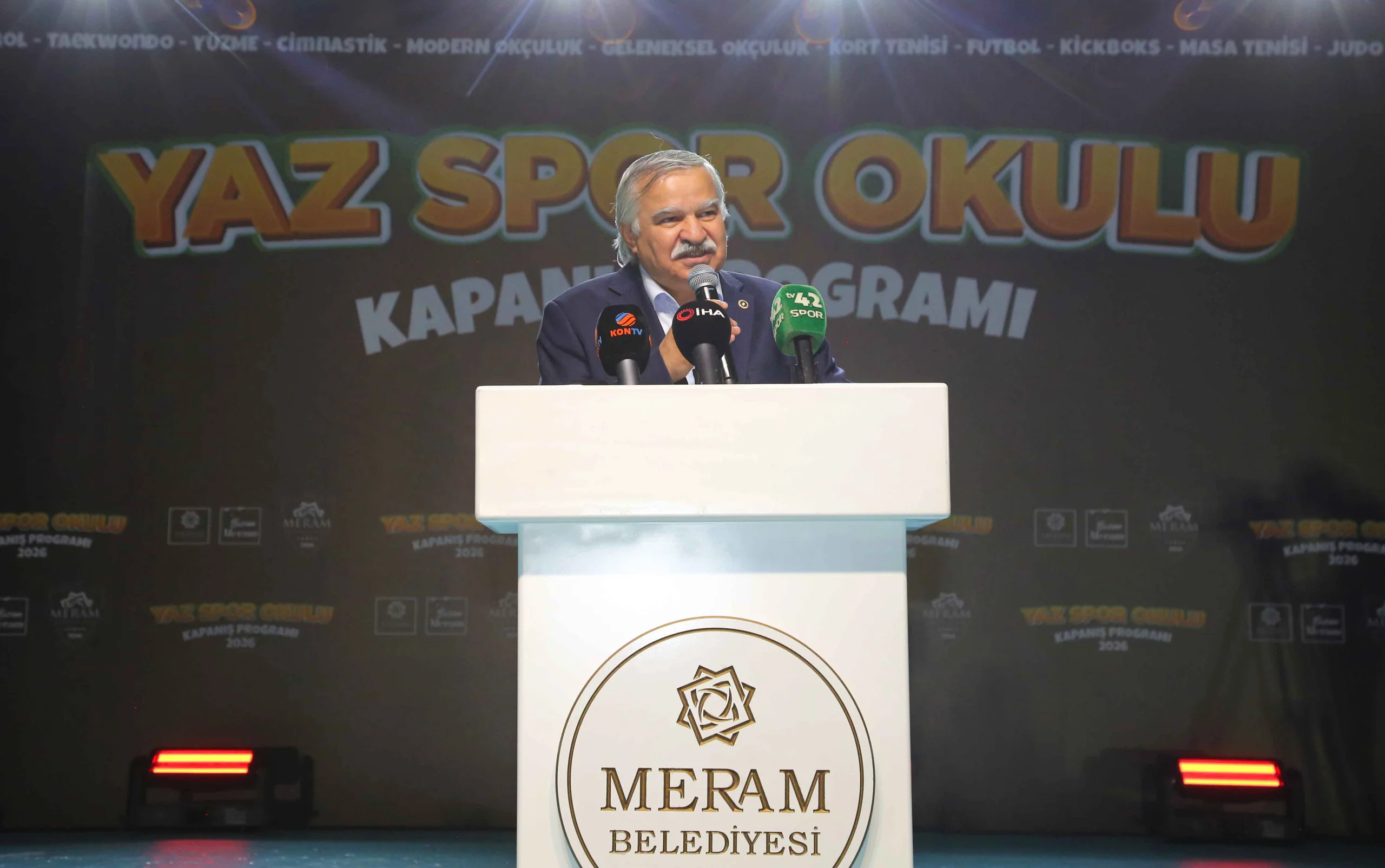 Meram'da MEGA coşku! 5 bin çocuk yaz okulunu tamamladı