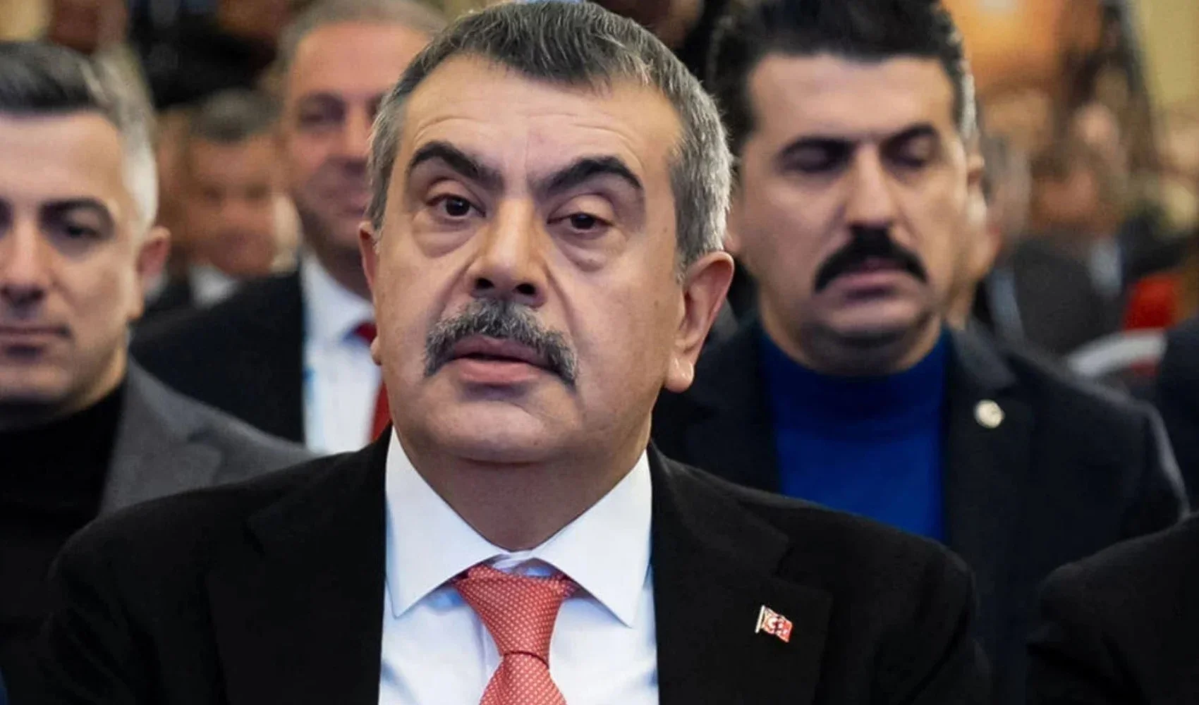 Milli Eğitim Bakanı Tekin'den ara tatil ve cep telefonu açıklaması