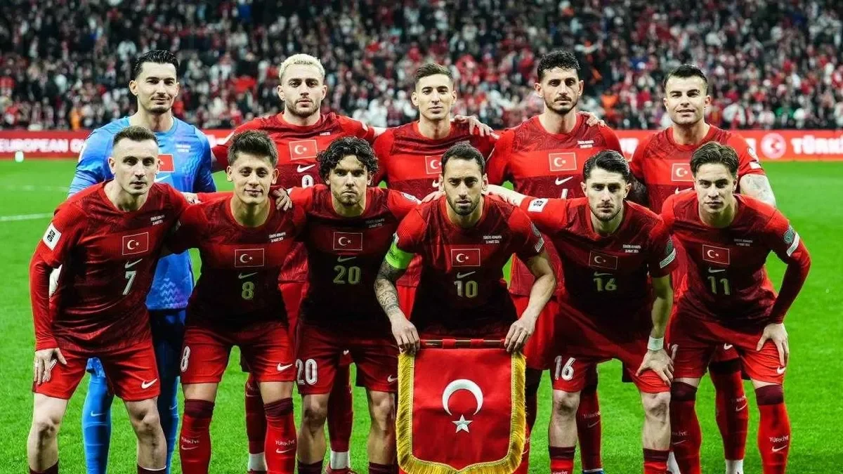 montella-dan-4-surpriz-a-milli-takim-uefa-uluslar-ligi-29-kisilik-kadrosu.webp
