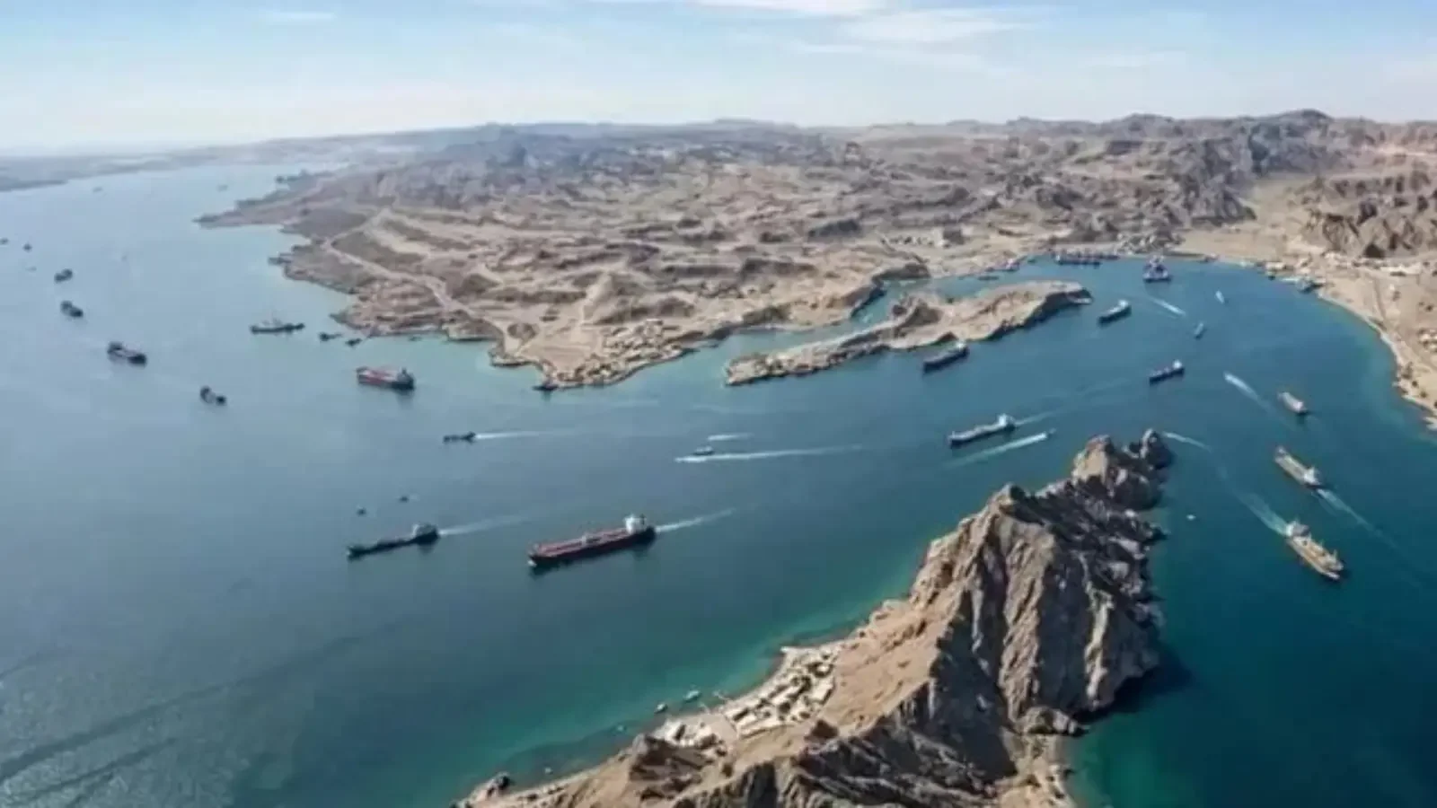 NBC News'in iddiası ABD’yi sarstı: İran ABD gemisini mi vurdu?