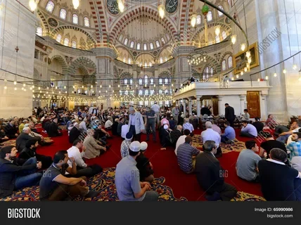 ogle-namazi-kac-rekat-iste-ogle-namazinin-kilinisi.webp