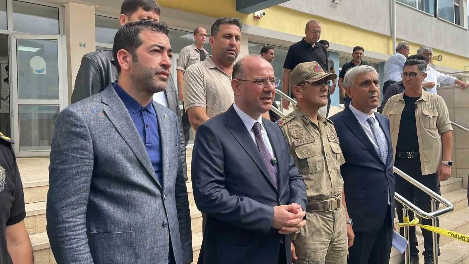 osmaniye-de-edebiyat-ogretmeni-mehmet-bilgili-silahla-vuruldu-1.webp