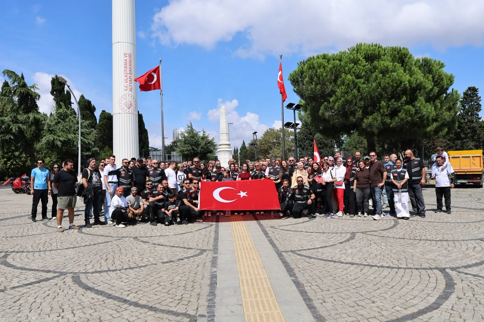 Furkan Aydın, Timetürk'e konuştu... İki tekerden daha fazlası: İstanbulMod34'ün aile hikayesi