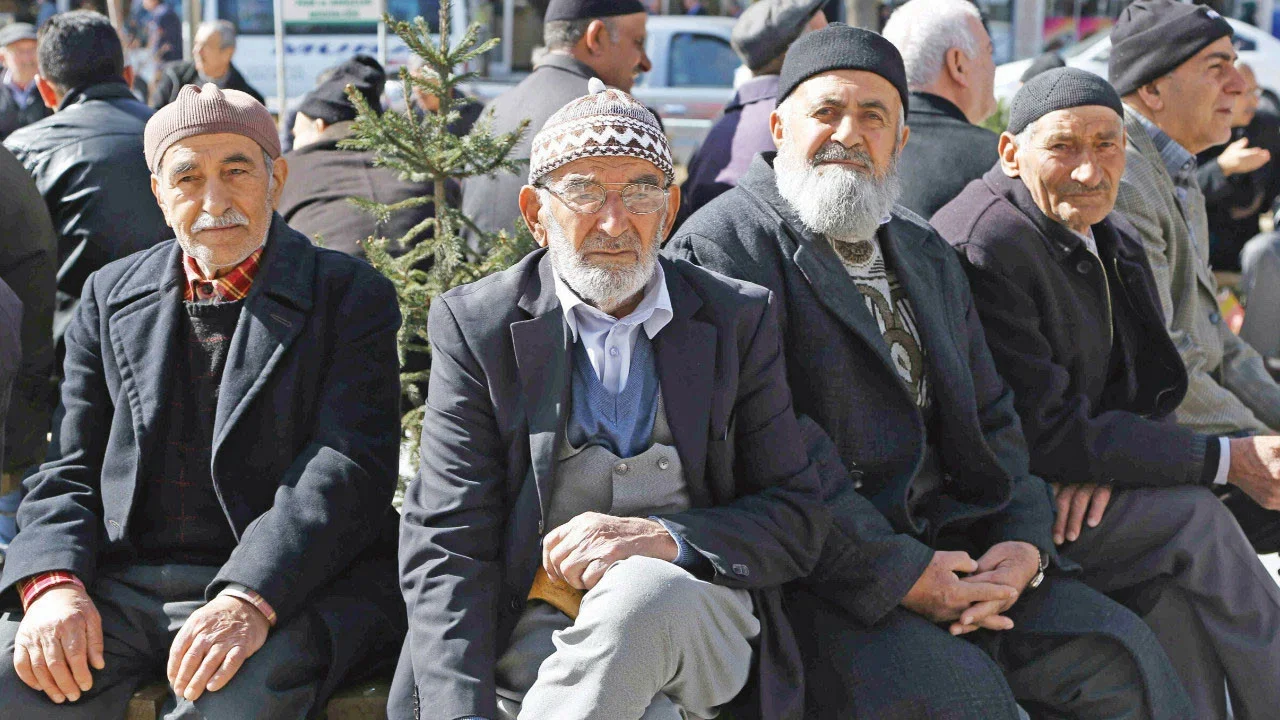 Şamil Tayyar: 17.1 Milyon emekli iktidarı değiştirecek güçte