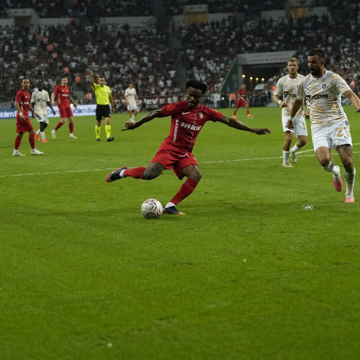 Süper Lig'de 5. Haftanın 11'i açıklandı: Zirvede Amedspor'un yıldızı var
