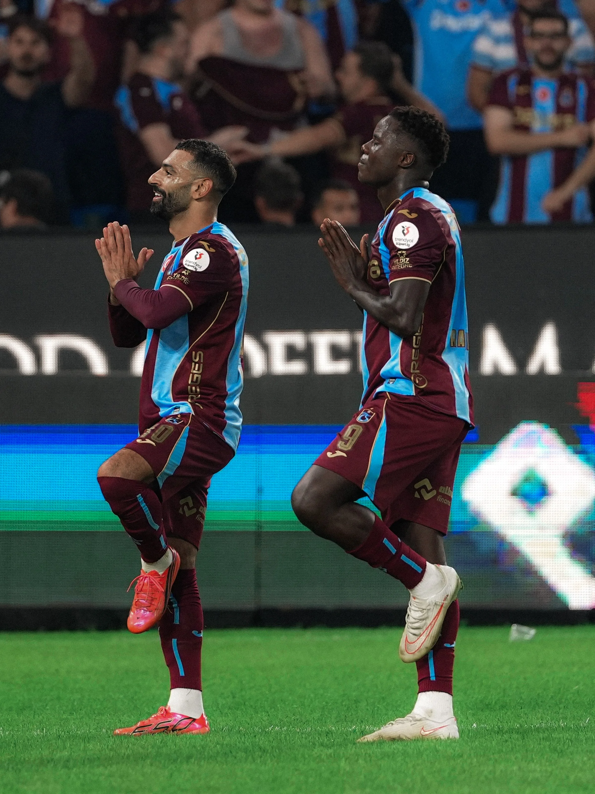 Süper Lig'de gol krallığı kızıştı: Salah Zirvede, Muriqi 6 golle takipte!