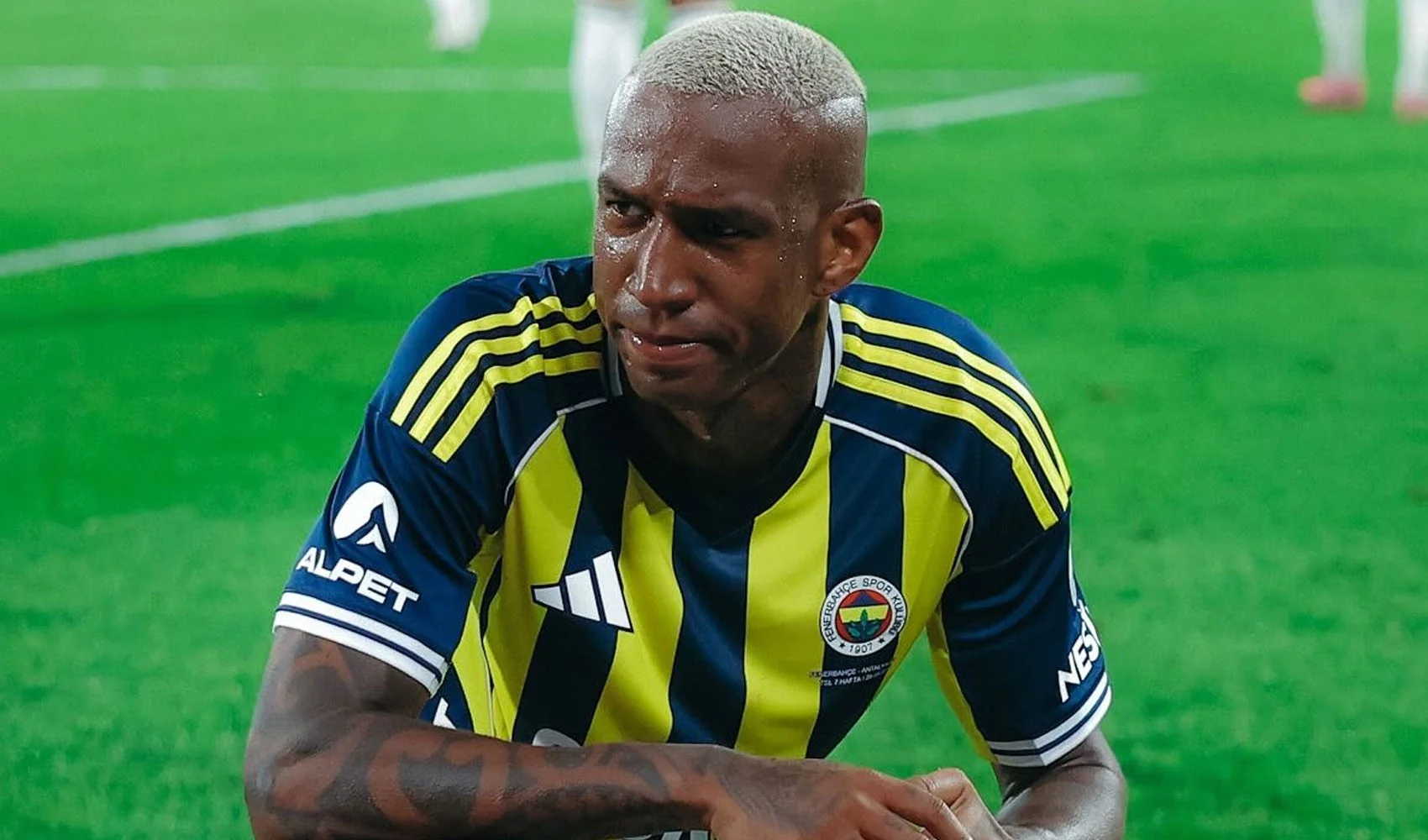 Talisca F.Bahçe'den ayrıldı! Al Jazira'ya transfer oluyor