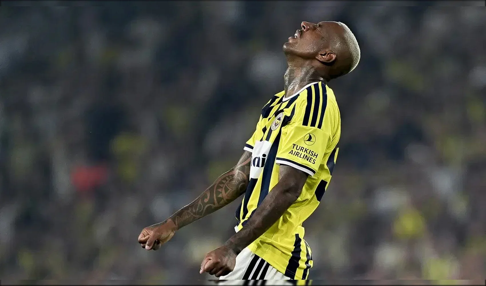 talisca-f-bahce-den-ayrildi-al-jazira-ya-transfer-oluyor.webp