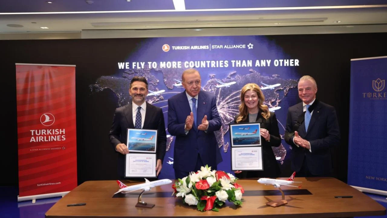 THY filosunu Boeing ile geliştiriyor: 150 uçaklık dev sipariş KAP'a bildirildi!