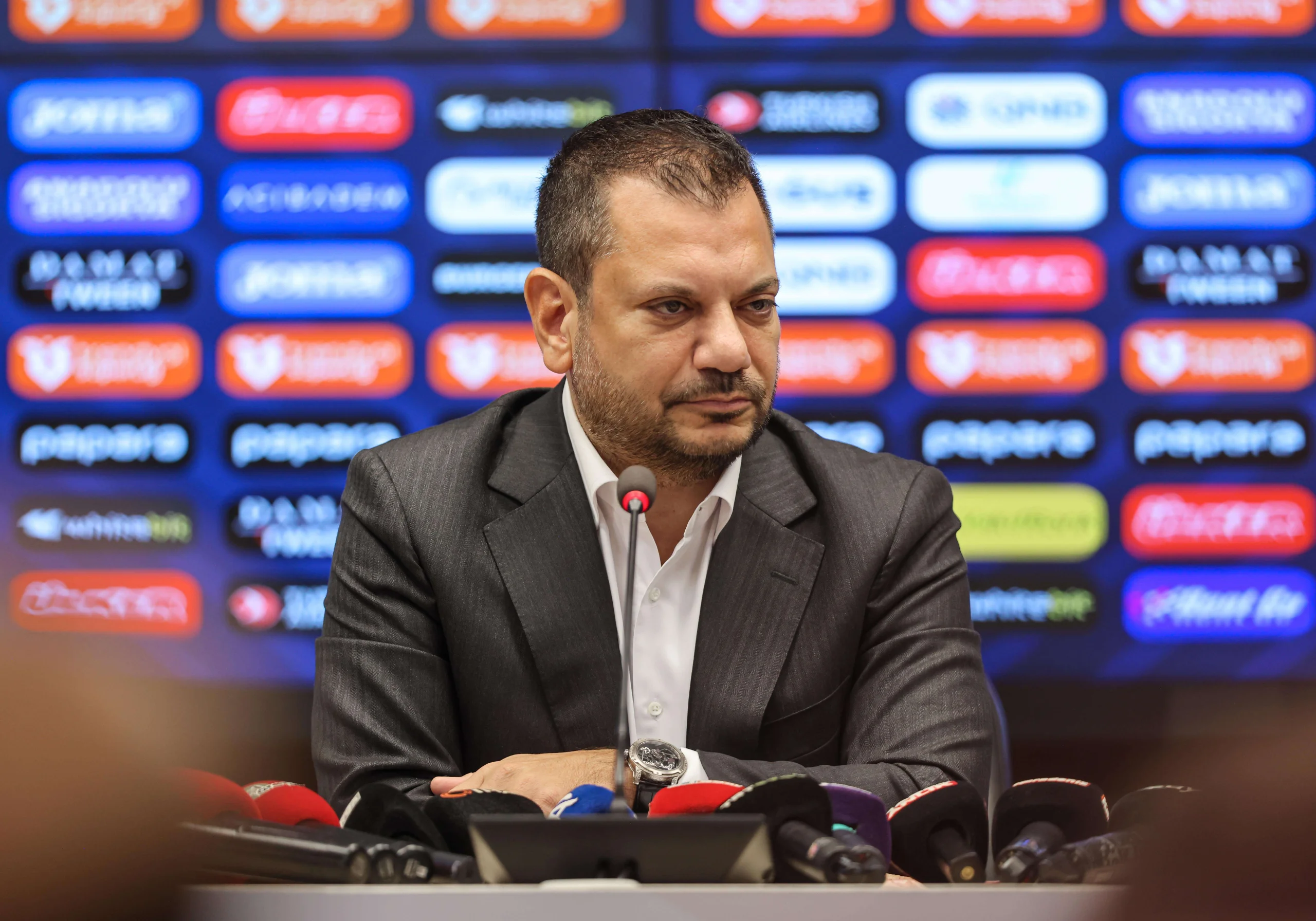Trabzonspor Başkanı'ndan sert mesaj: Emeğimizi gölgelemeyin!