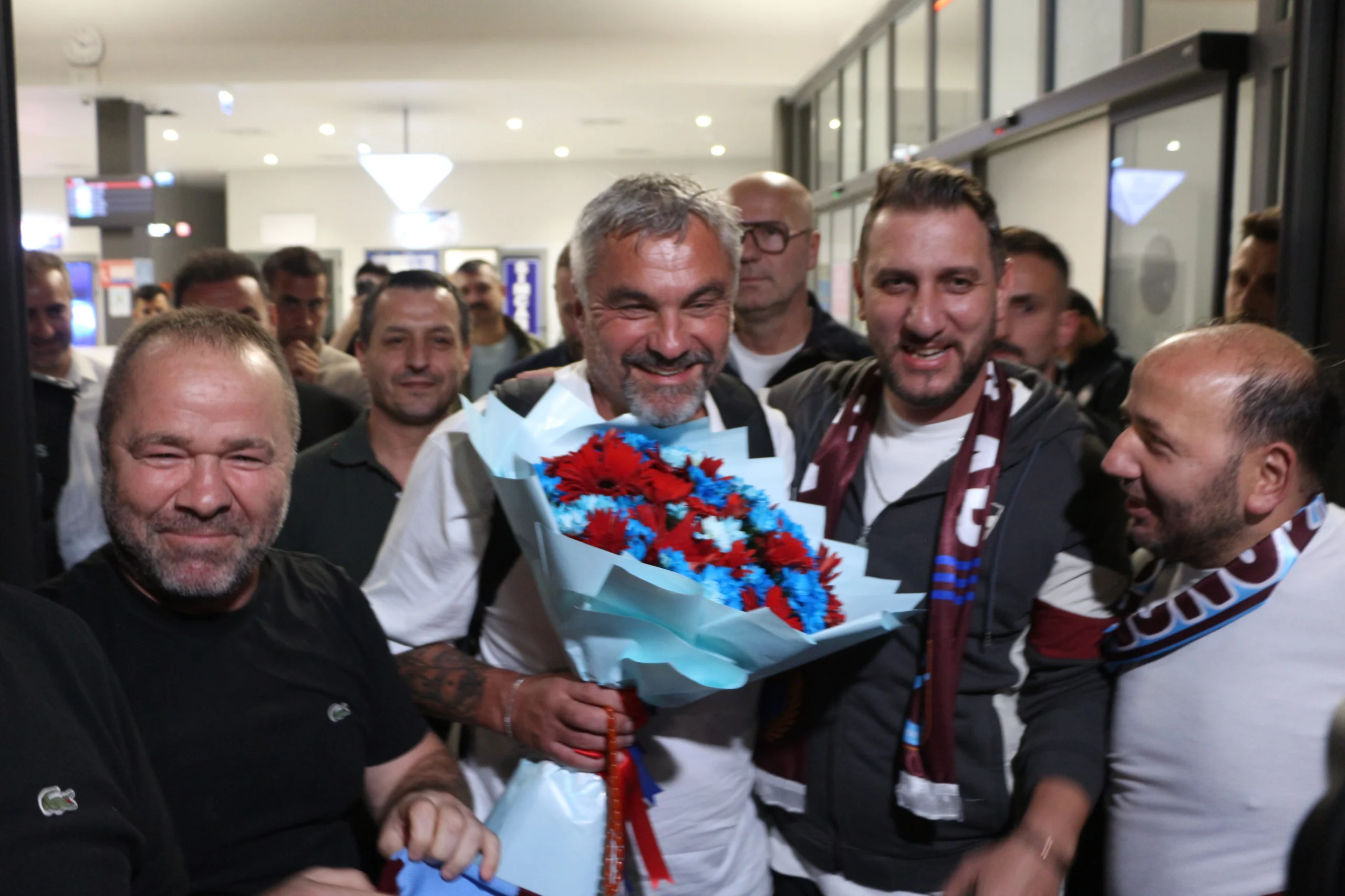 Trabzonspor'da savunmaya ilaç olacak dönüş: 7 aylık hasret biten isim takımla çalıştı!