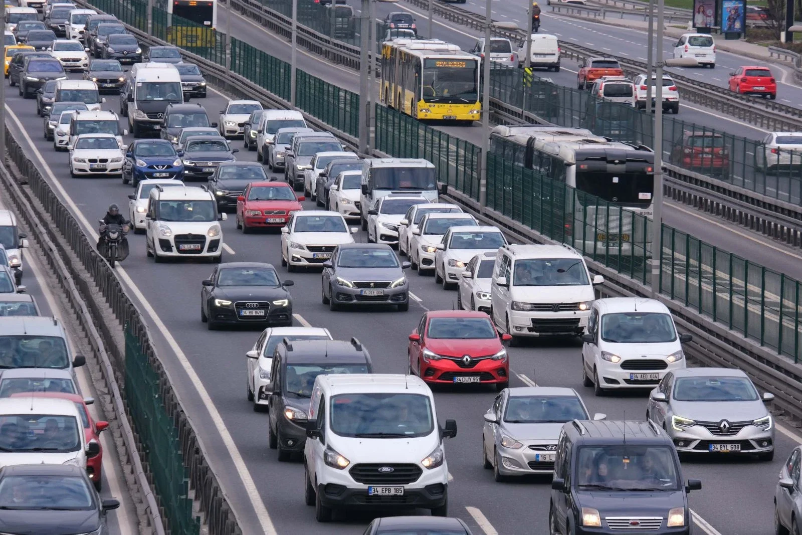 Trafik sigortasında cep yakan dönem: Kötü sürücü 6 kat fazla ödeyecek