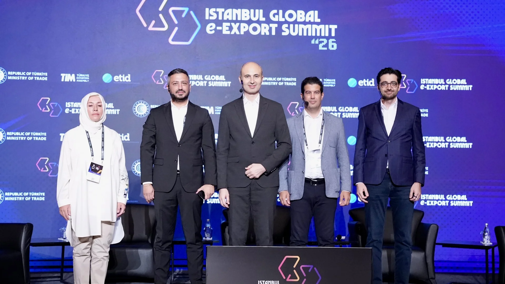 Türk şirketlerine e-ihracat uyarısı: İngilizce site yetmiyor