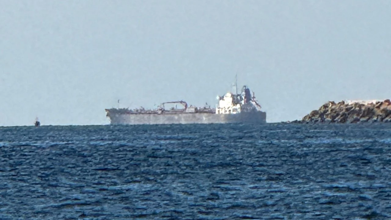 Uydu yakaladı: Yaptırımlı 4 Rus gemisi Tartus'a indi