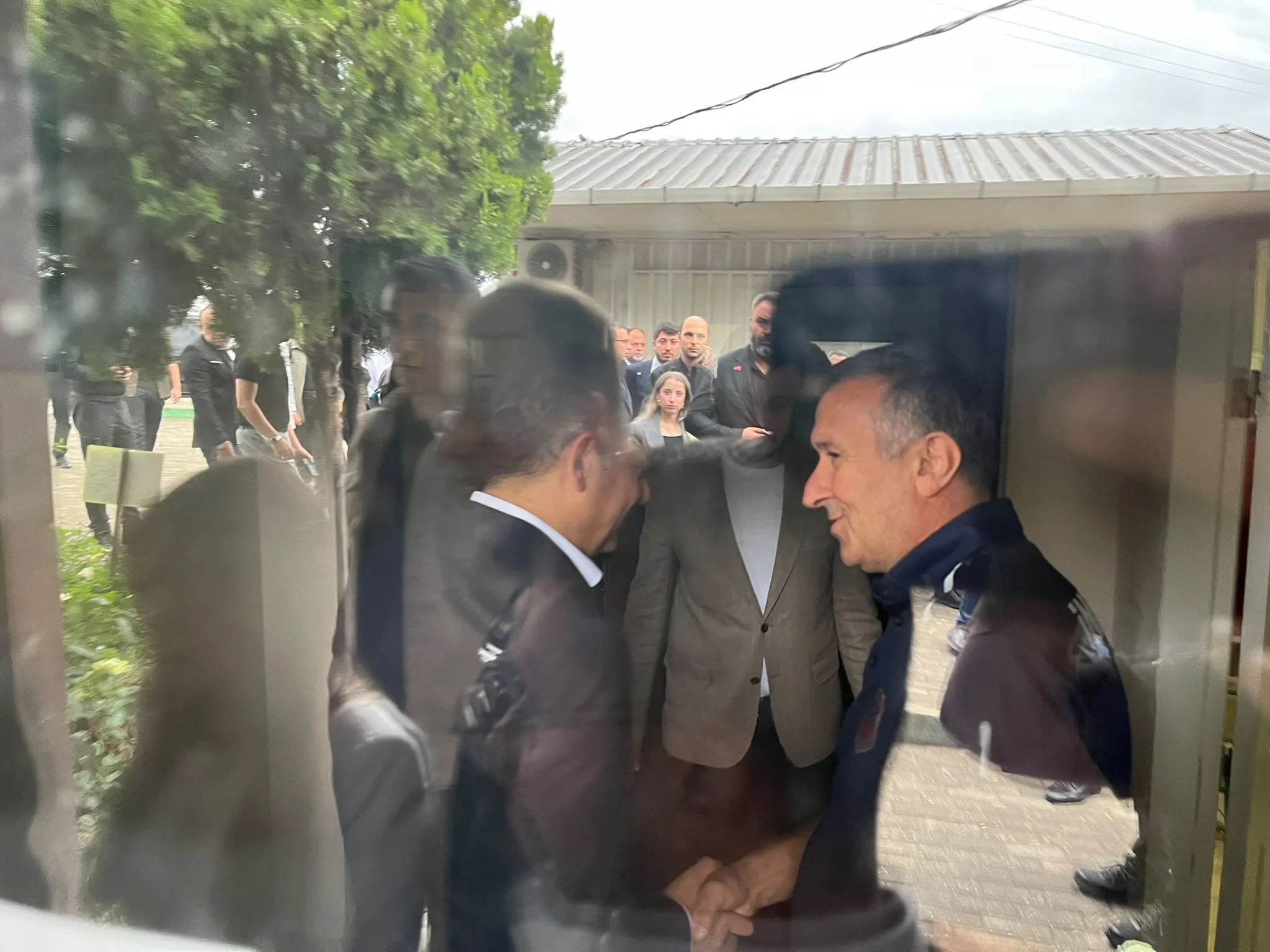 Yeni Parti lideri Özgür Özel, Bursa H Tipi cezaevinde kimi ziyaret etti?