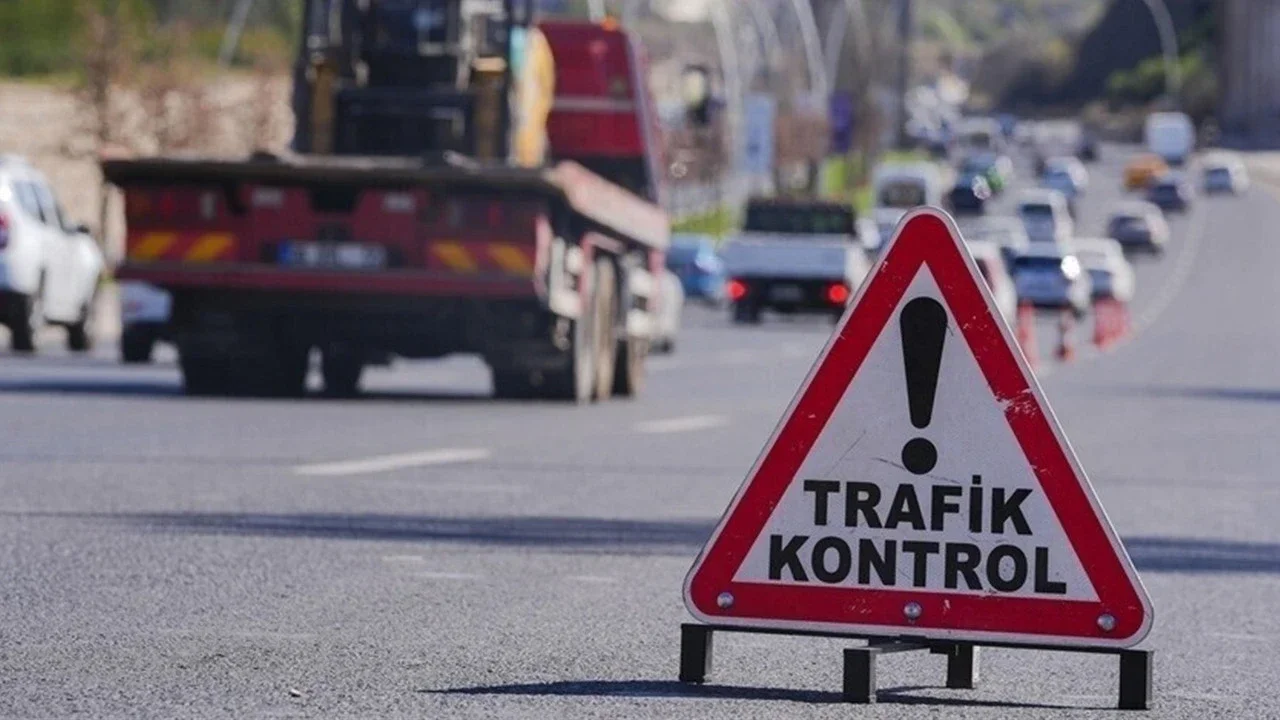 13-ekim-ankara-da-baskent-kutlamalari-bu-yollar-kapali.webp