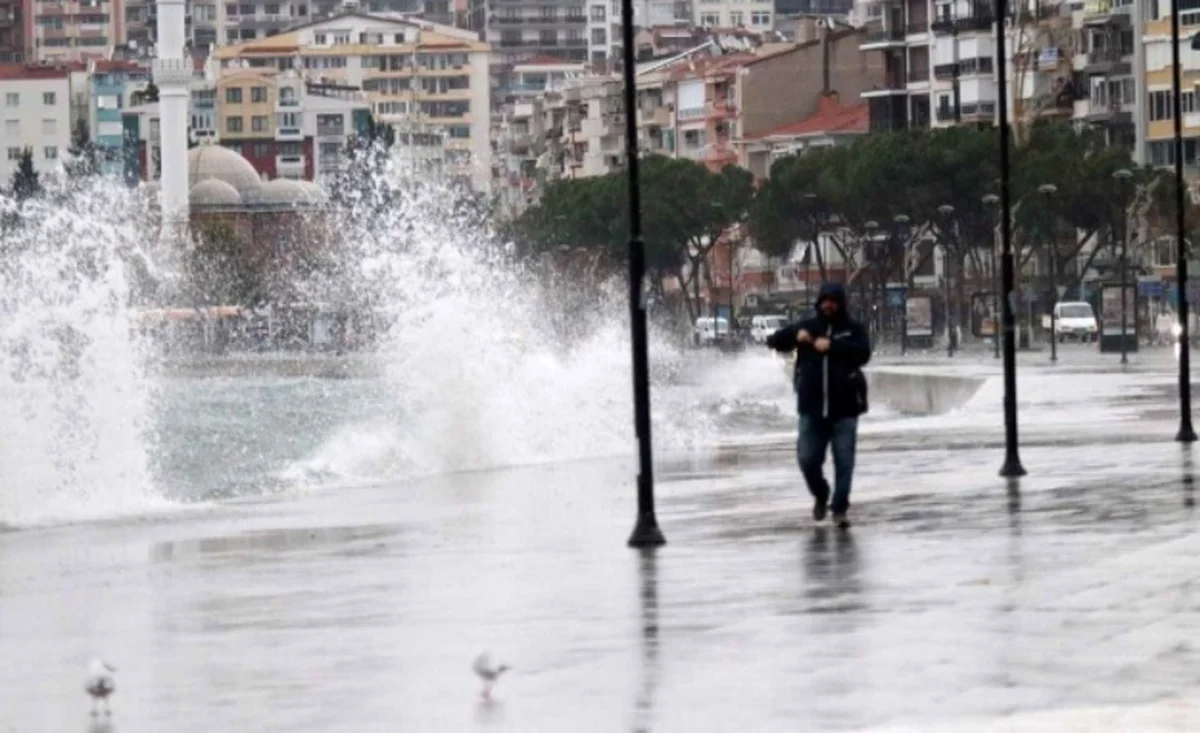 17 Ekim Cumartesi hava durumu: İstanbul’da şiddetli yağış var